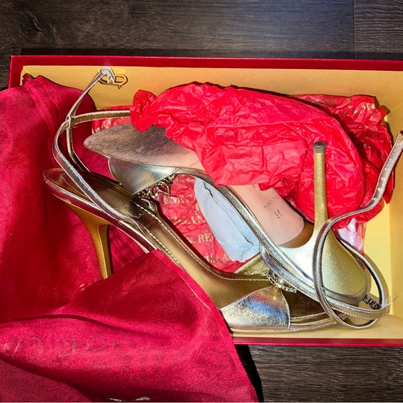 Rene Caovilla Heals - Gold - 4inch - Picture 3 of 4